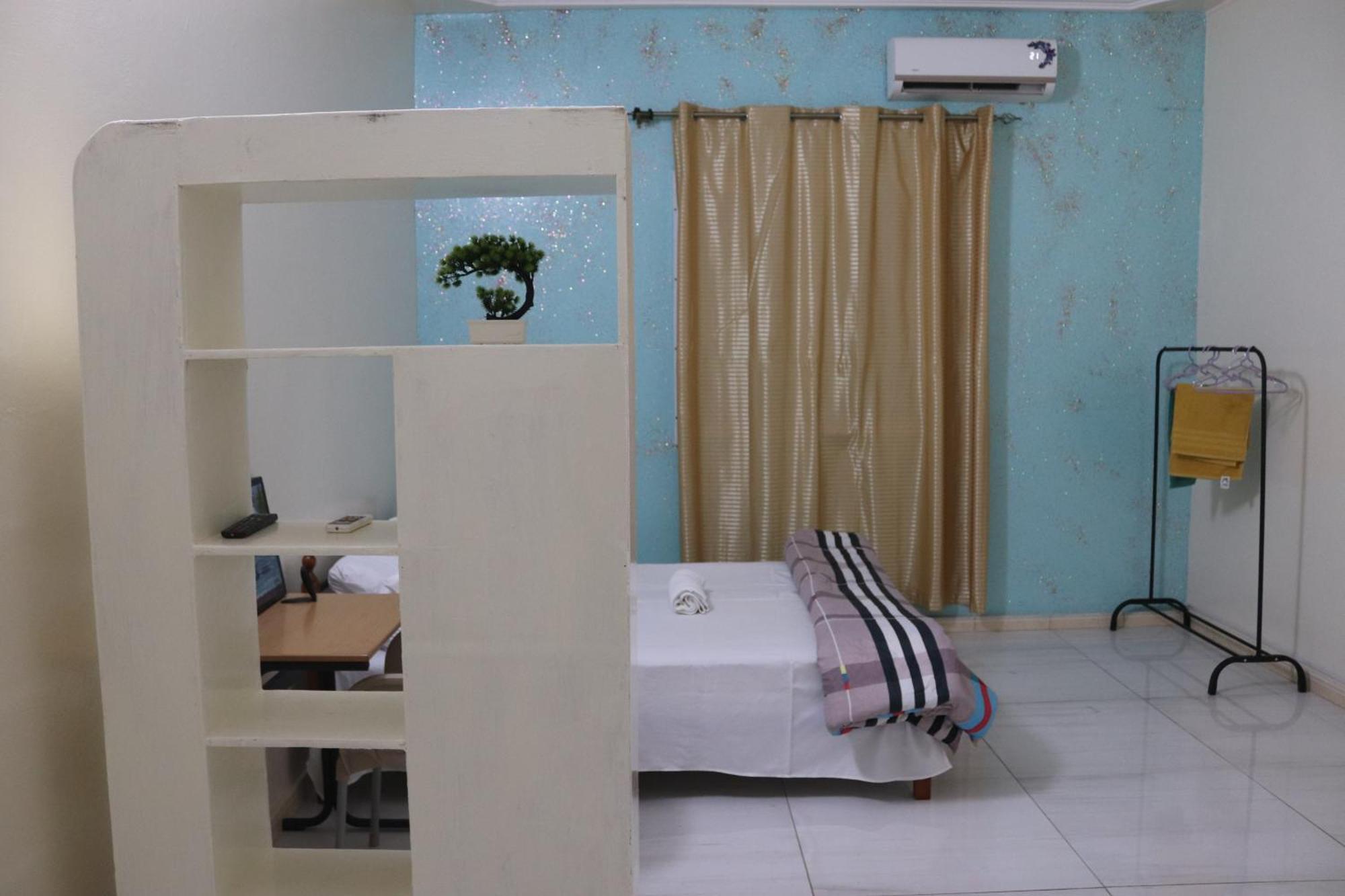 Residences Primis Thies - Appartements Et Chambres ภายนอก รูปภาพ