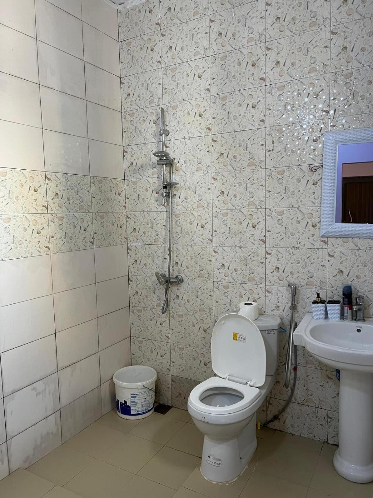 Residences Primis Thies - Appartements Et Chambres ภายนอก รูปภาพ