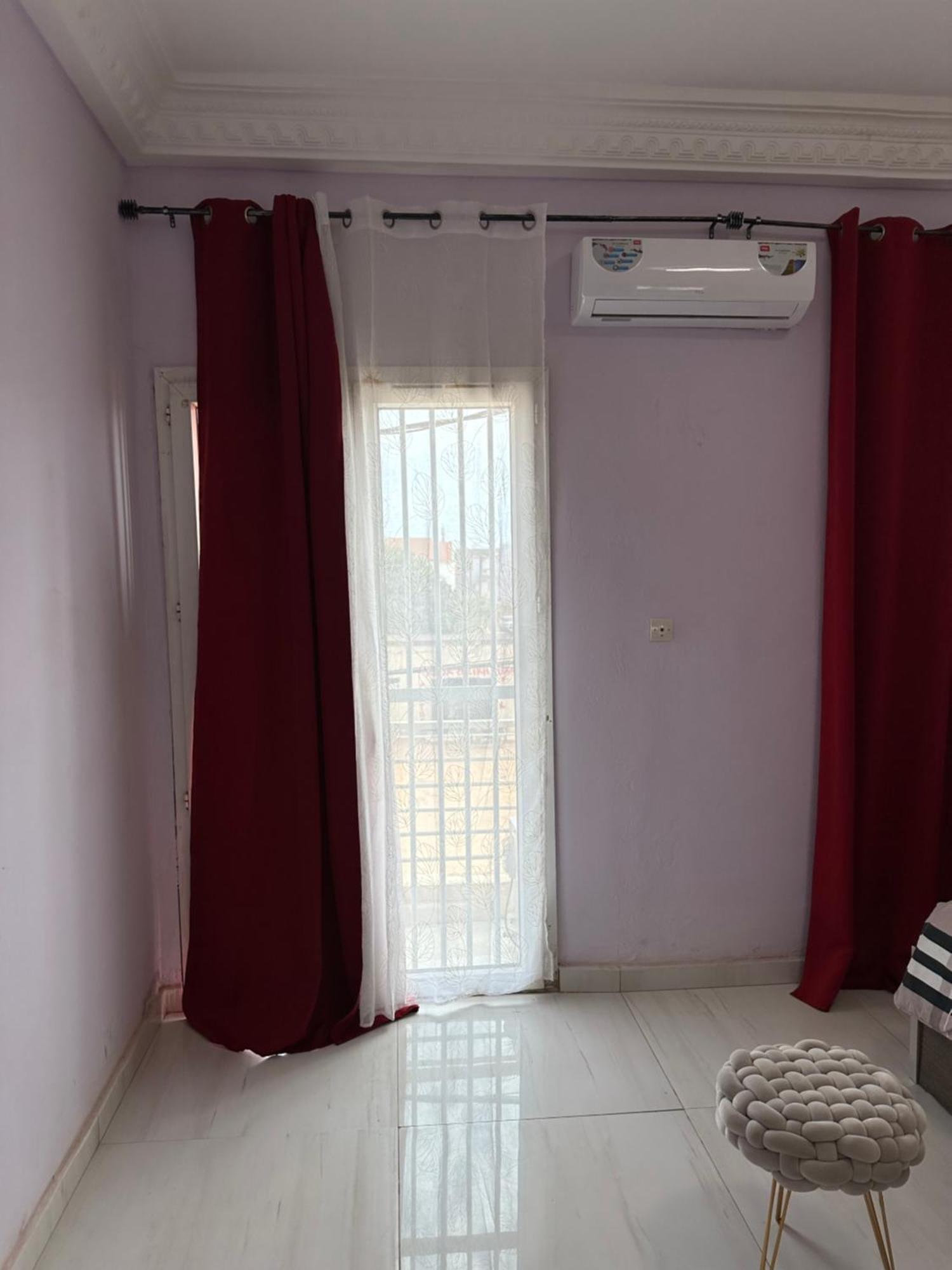 Residences Primis Thies - Appartements Et Chambres ภายนอก รูปภาพ